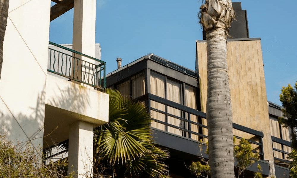 Identify signs of real estate market cycle shifts in Los Angeles with Partner Driven’s expert insights and mentorship. Start investing smarter today!